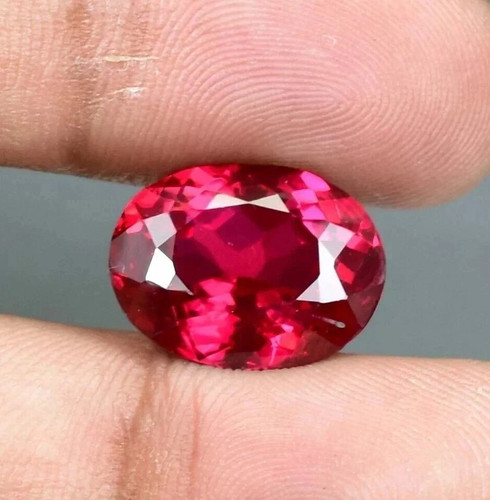 Fiery natural oval - 6.35,