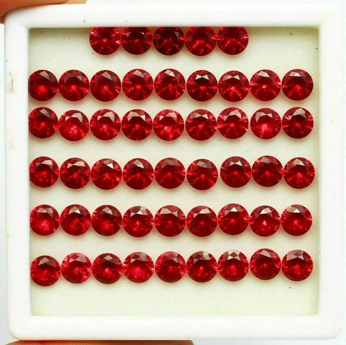 Stunning red ruby set - 38, ct