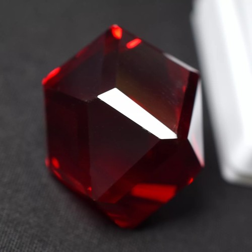 Fancy cut red ruby - ruby, huge