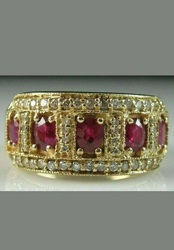 Oval cut natural red - 3.00,