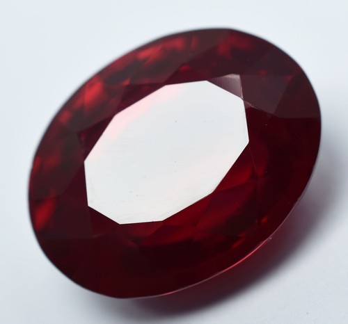 Natural ruby red oval - ct,